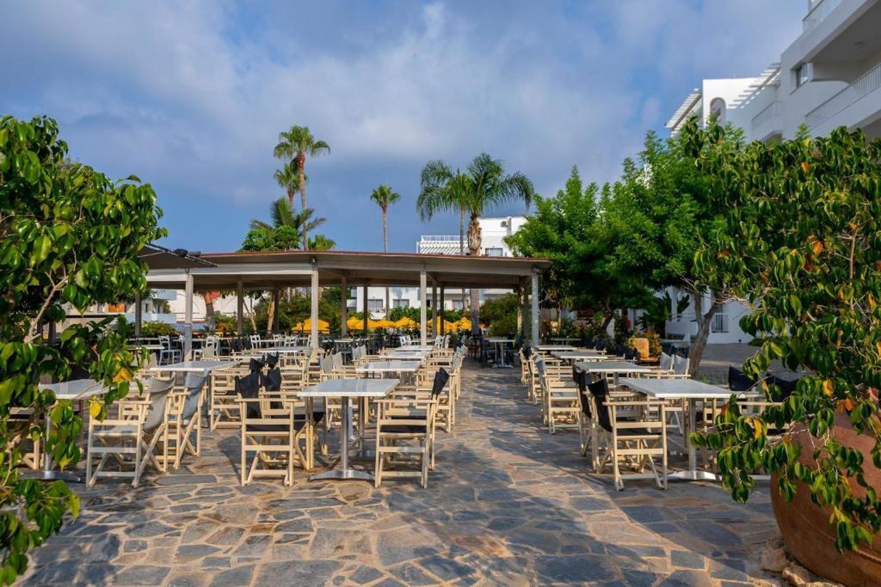 Mayfair Gardens Paphos Exteriér fotografie